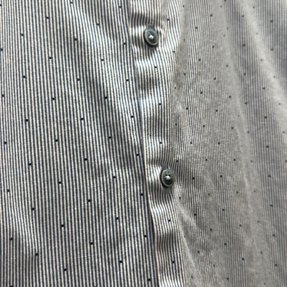 Denim & Flower short sleeve button up - Picture 5 of 5